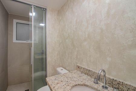 Banheiro da Suíte de apartamento para alugar com 3 quartos, 63m² em Cristo Redentor, Porto Alegre