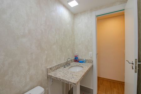 Banheiro da Suíte de apartamento para alugar com 3 quartos, 63m² em Cristo Redentor, Porto Alegre