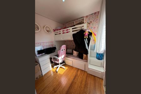 Apartamento à venda com 116m², 3 quartos e 2 vagas Apartamento à venda com 116m², 3 quartos e 2 vagasQuarto