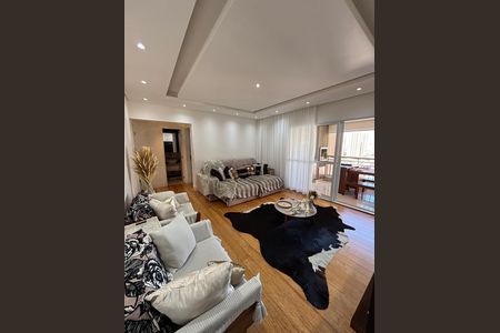 Apartamento à venda com 116m², 3 quartos e 2 vagas Apartamento à venda com 116m², 3 quartos e 2 vagasSala