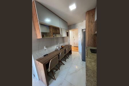 Apartamento à venda com 116m², 3 quartos e 2 vagas Apartamento à venda com 116m², 3 quartos e 2 vagasCozinha