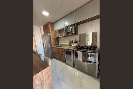 Apartamento à venda com 116m², 3 quartos e 2 vagas Apartamento à venda com 116m², 3 quartos e 2 vagasCozinha