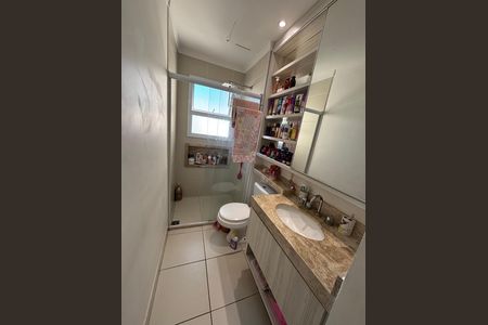 Apartamento à venda com 116m², 3 quartos e 2 vagas Apartamento à venda com 116m², 3 quartos e 2 vagasBanheiro