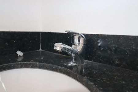 Apartamento à venda com 49m², 2 quartos e 1 vagaBanheiro 2