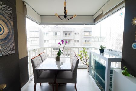 Apartamento à venda com 42m², 1 quarto e 1 vaga Apartamento à venda com 42m², 1 quarto e 1 vagaSacada da Sala