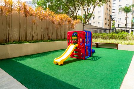 Apartamento à venda com 42m², 1 quarto e 1 vaga Apartamento à venda com 42m², 1 quarto e 1 vagaÁrea comum - Playground