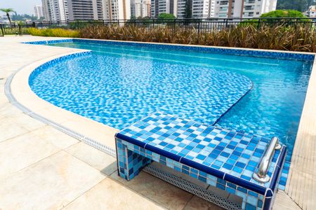 Apartamento à venda com 42m², 1 quarto e 1 vaga Apartamento à venda com 42m², 1 quarto e 1 vagaÁrea comum - Piscina