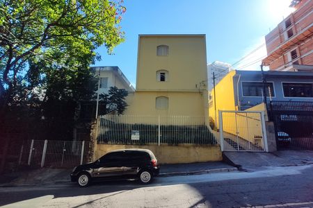 Fachada + placa de apartamento para alugar com 2 quartos, 55m² em Jardim São Paulo, São Paulo