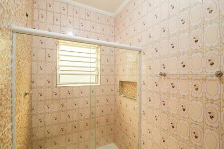 Casa para alugar com 48m², 1 quarto e sem vaga Casa para alugar com 48m², 1 quarto e sem vagaBanheiro