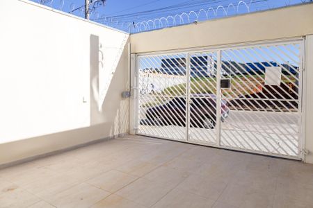 Casa para alugar com 66m², 2 quartos e 1 vagaGaragem