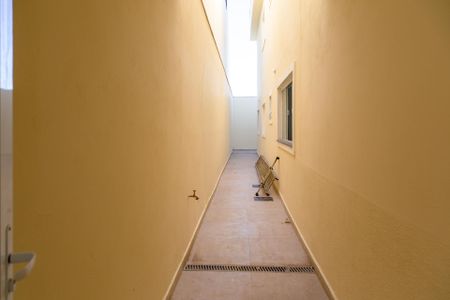 Casa para alugar com 66m², 2 quartos e 1 vagaCorredor