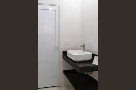 Casa para alugar com 66m², 2 quartos e 1 vagaBanheiro social