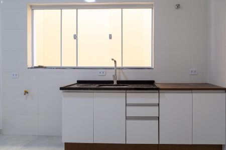 Casa para alugar com 66m², 2 quartos e 1 vagaSala e Cozinha