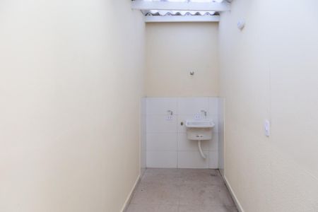 Casa para alugar com 66m², 2 quartos e 1 vagaÁrea de Serviço