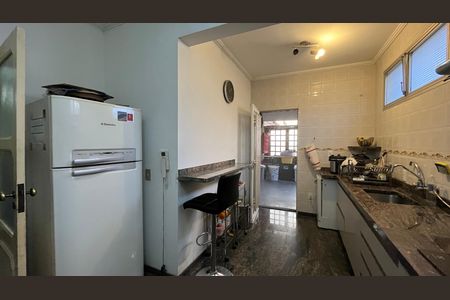 Casa à venda com 5 quartos, 382m² em Jardim Chapadão, Campinas