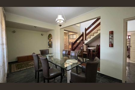 Casa à venda com 5 quartos, 382m² em Jardim Chapadão, Campinas