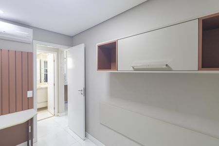 Apartamento à venda com 153m², 3 quartos e 3 vagas Apartamento à venda com 153m², 3 quartos e 3 vagasQuarto 2