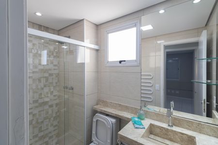 Apartamento à venda com 153m², 3 quartos e 3 vagas Apartamento à venda com 153m², 3 quartos e 3 vagasBanheiro