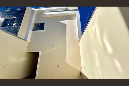 Casa para alugar com 66m², 2 quartos e 1 vaga Casa para alugar com 66m², 2 quartos e 1 vagaGaragem