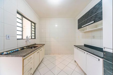 Cozinha  de apartamento para alugar com 2 quartos, 47m² em Vila Alzira, Santo André