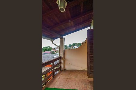 Varanda  de casa à venda com 3 quartos, 150m² em Vila Nova, Porto Alegre