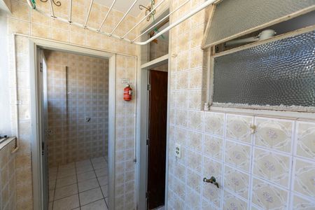 Apartamento à venda com 65m², 2 quartos e sem vaga Apartamento à venda com 65m², 2 quartos e sem vagaÁrea de serviço