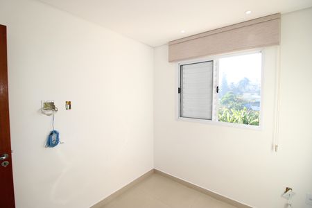 Quarto 1 de apartamento para alugar com 2 quartos, 55m² em Vila Curuçá Nova, São Paulo