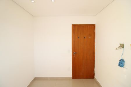 Quarto 1 de apartamento para alugar com 2 quartos, 55m² em Vila Curuçá Nova, São Paulo