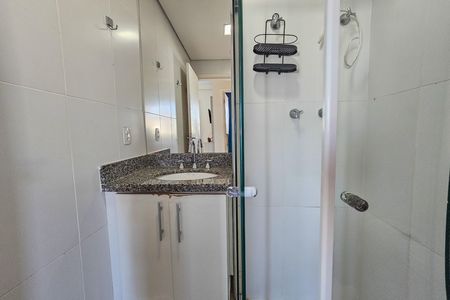 Apartamento para alugar com 2 quartos, 64m² em Centro, Guarujá