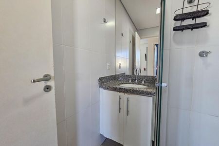 Apartamento para alugar com 64m², 2 quartos e 2 vagas