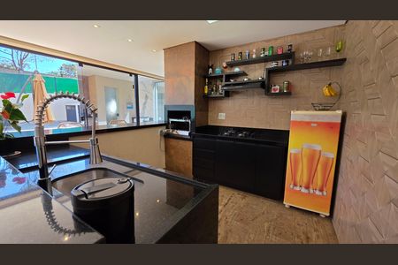Casa de condomínio para alugar com 568m², 4 quartos e 4 vagas