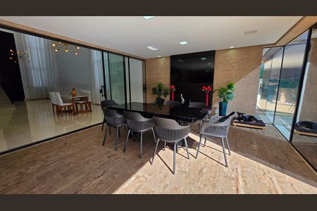 Casa de Condomínio à venda com 4 quartos, 568m² em Gran Royalle, Lagoa Santa