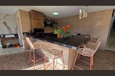Casa de condomínio para alugar com 568m², 4 quartos e 4 vagas