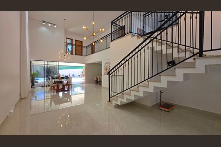Casa de condomínio para alugar com 568m², 4 quartos e 4 vagas