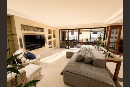 Apartamento à venda com 3 quartos, 167m² em Santo Amaro, São Paulo