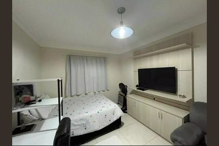 Casa à venda com 4 quartos, 142m² em Jardim Mutinga, São Paulo