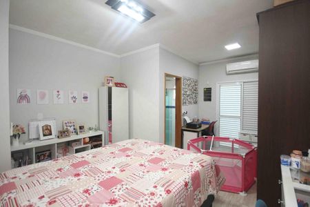 Suite 02 de casa à venda com 2 quartos, 84m² em Vila Tolstoi, São Paulo