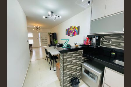 Casa à venda com 103m², 2 quartos e 2 vagas