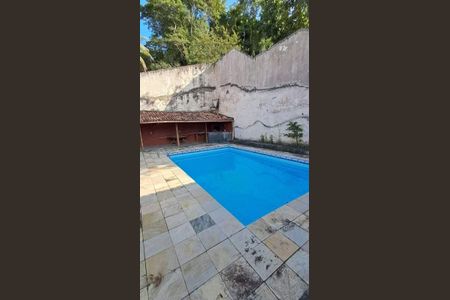 Casa à venda com 450m², 4 quartos e 5 vagas