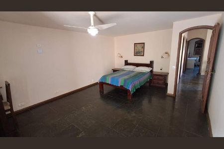 Casa à venda com 450m², 4 quartos e 5 vagas