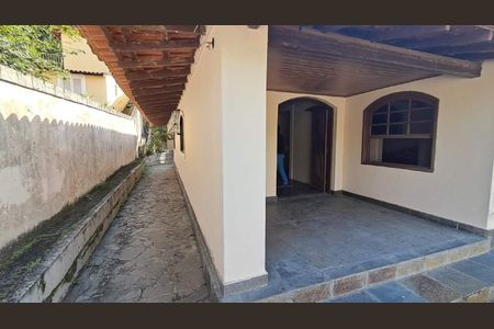 Casa à venda com 4 quartos, 450m² em Taquara, Rio de Janeiro