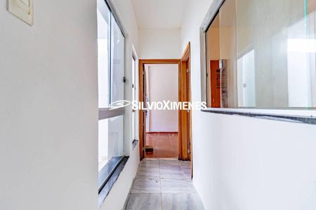 Casa à venda com 3 quartos, 125m² em Santa Tereza, Belo Horizonte