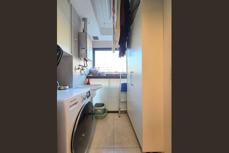 Área de Serviço de apartamento para alugar com 2 quartos, 75m² em Indianópolis, São Paulo