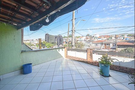 Quintal de casa à venda com 3 quartos, 212m² em Vila Kiko, São Bernardo do Campo