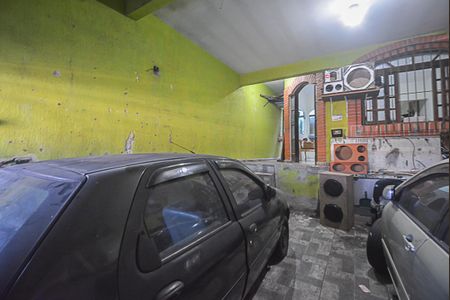 Garagem de casa à venda com 3 quartos, 212m² em Vila Kiko, São Bernardo do Campo