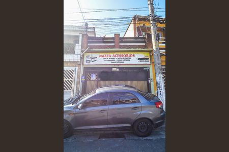Fachada de casa à venda com 3 quartos, 212m² em Vila Kiko, São Bernardo do Campo
