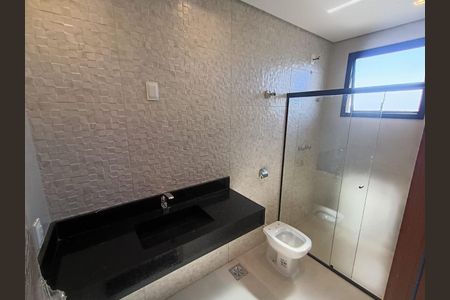 Casa à venda com 185m², 3 quartos e 2 vagas