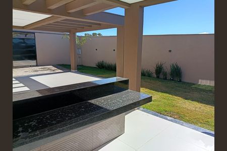 Casa à venda com 185m², 3 quartos e 2 vagas
