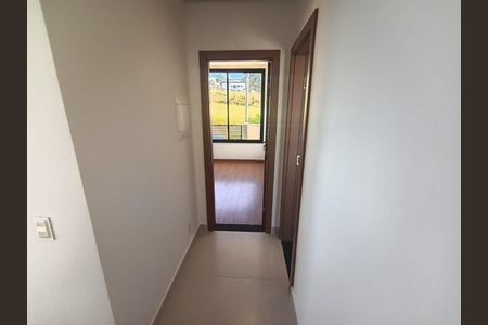 Casa à venda com 185m², 3 quartos e 2 vagas