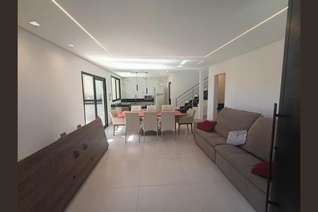 Casa à venda com 185m², 3 quartos e 2 vagas